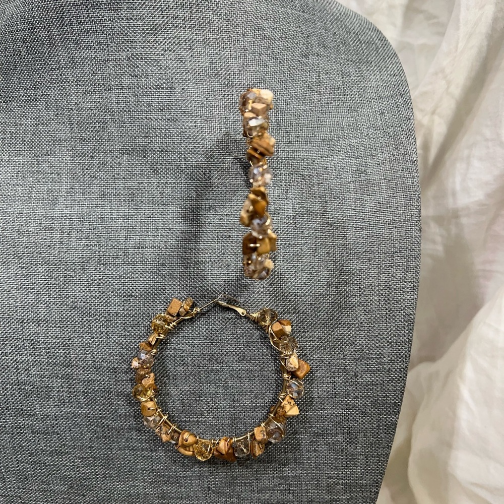 WIRE WRAPPED GEMSTONES AND BLING CRYSTALS ON 3โ INCH GOLD HOOPS. โ๏ธ - Picture 2 of 10